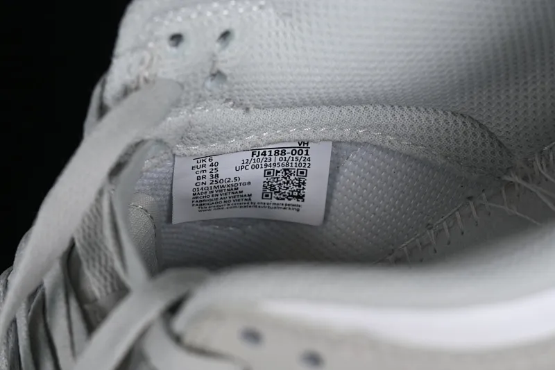 All categories Nk SB Dunk series Nk SB Dunk Low low-top sneakers Nk Dunk Low "Phantom/Khaki" light gray brown SB low-top casual sneakers FJ4188-001